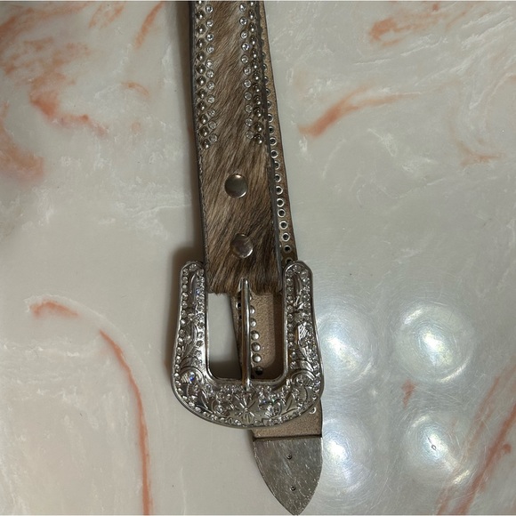 Western leather belt. - Picture 5 of 12